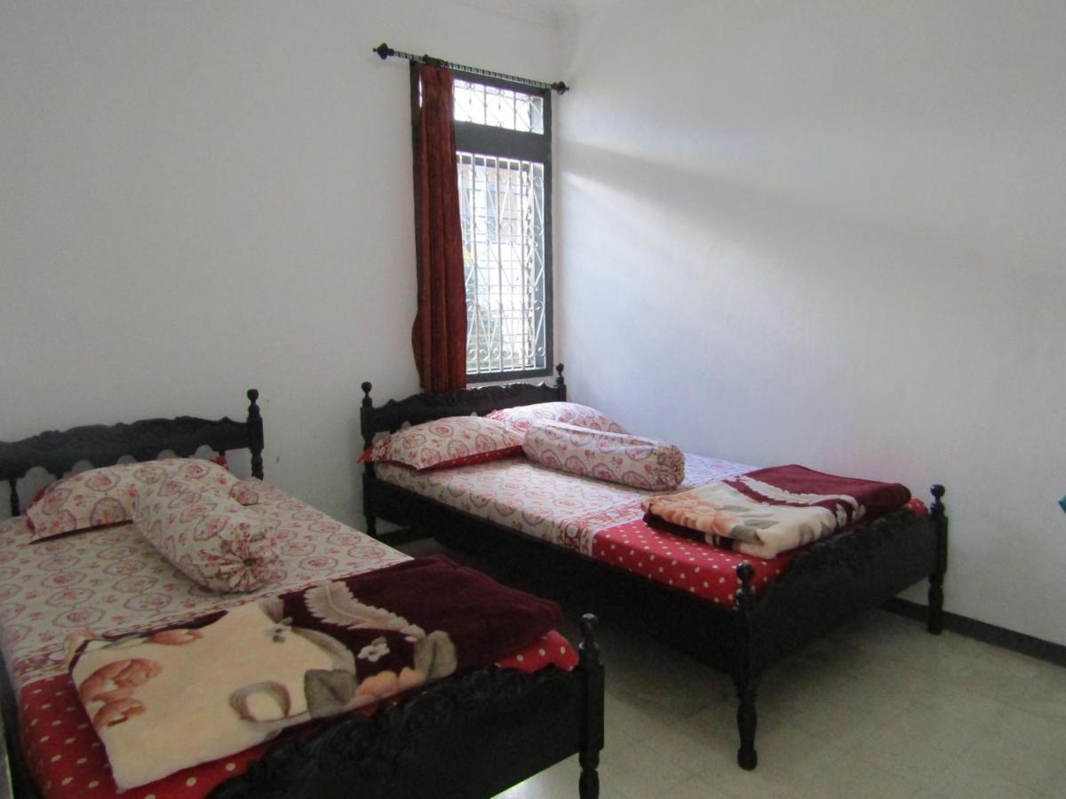 Hotel Pantes Sarangan Ngoại thất bức ảnh
