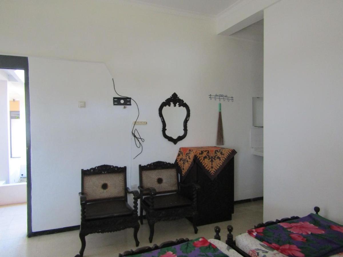 Hotel Pantes Sarangan Ngoại thất bức ảnh