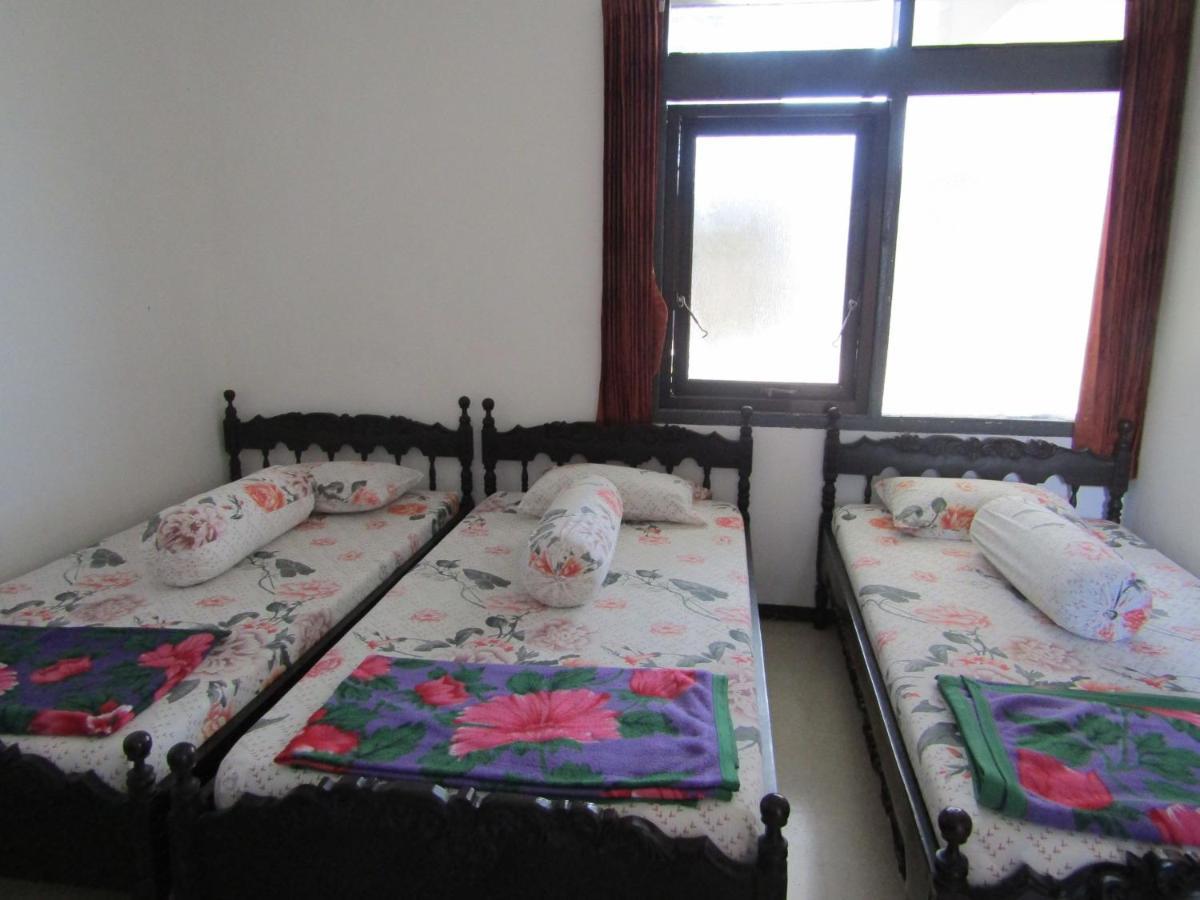 Hotel Pantes Sarangan Ngoại thất bức ảnh