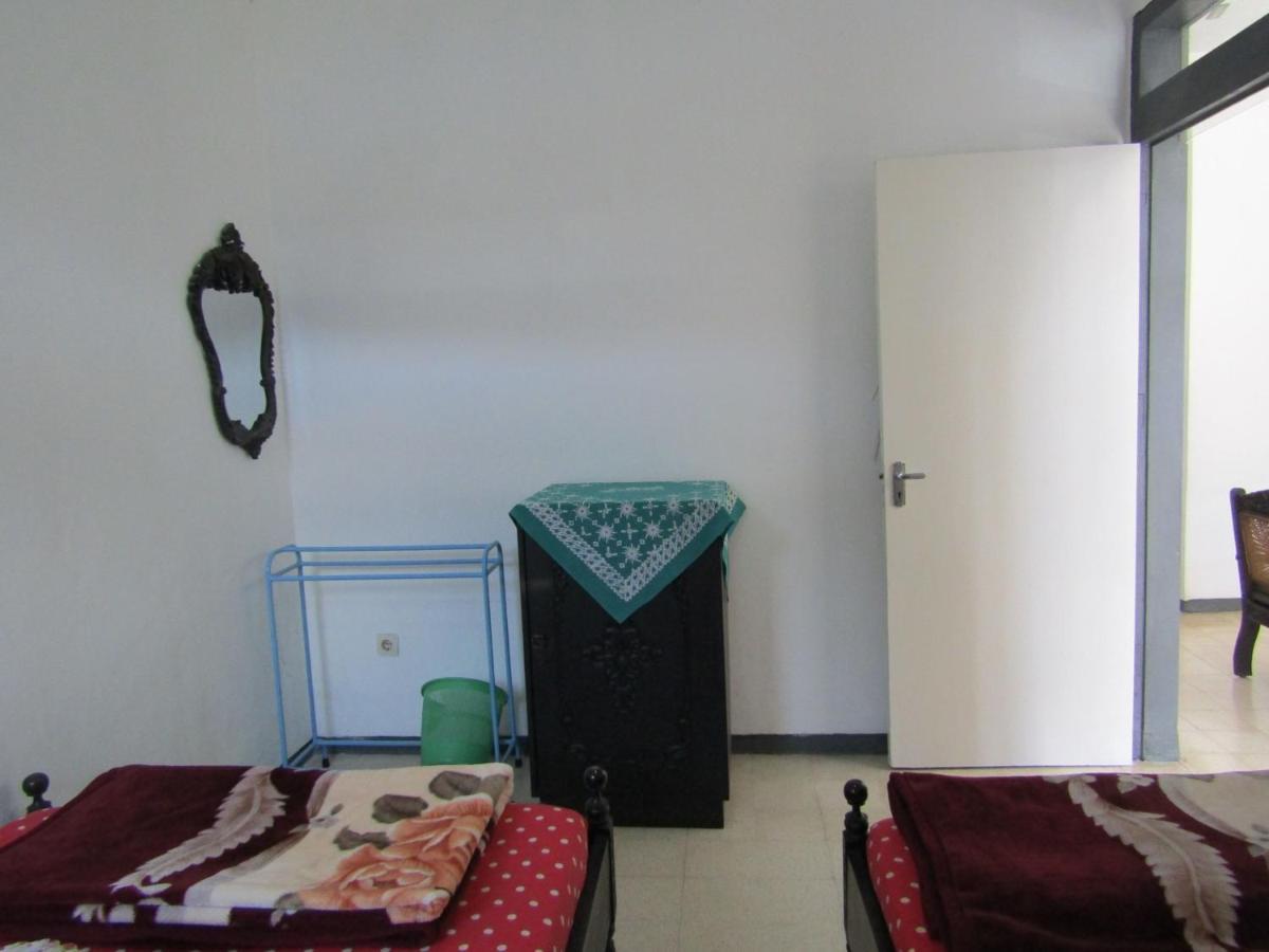 Hotel Pantes Sarangan Ngoại thất bức ảnh