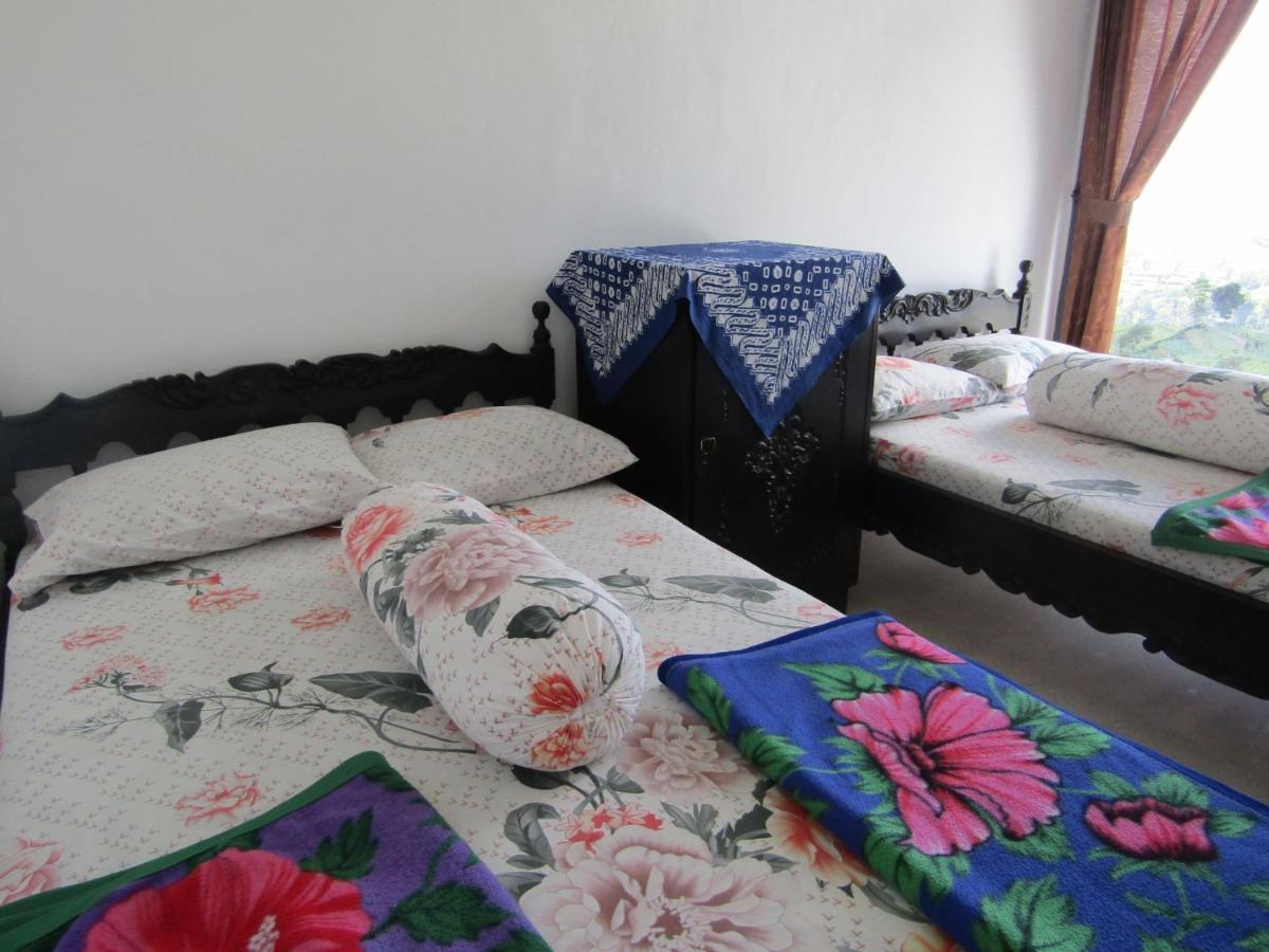 Hotel Pantes Sarangan Ngoại thất bức ảnh
