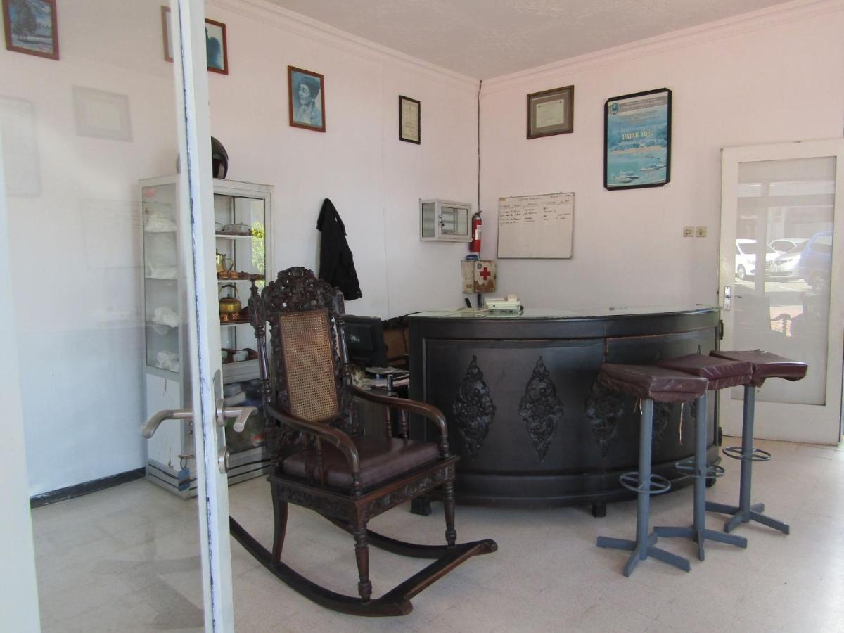 Hotel Pantes Sarangan Ngoại thất bức ảnh